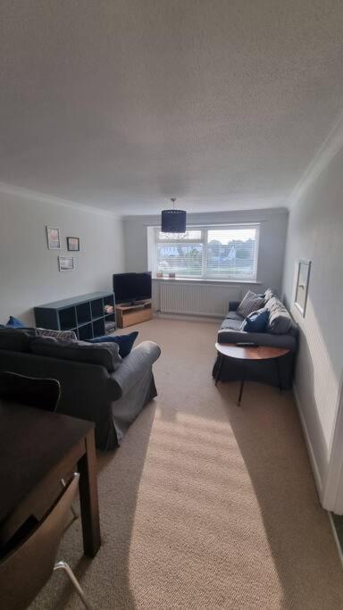 Spacious Self Contained Flat In Superb Location Lymington Dış mekan fotoğraf